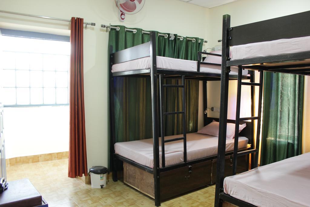 Zostel Varanasi Hostel Room photo
